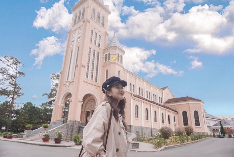 Nhà thờ Con Gà - Kiến trúc Pháp lớn nhất Đà Lạt