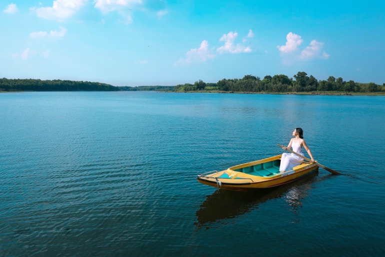 Hồ Suối Giai Bình Phước – Say Đắm Với Vẻ Đẹp Non Nước Hữu Tình