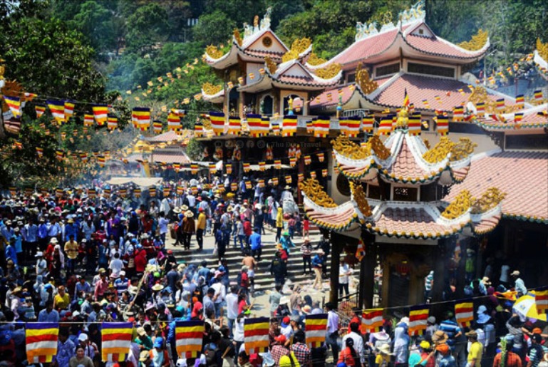 Lễ Vía Bà Linh Sơn Thánh Mẫu - Điểm đến tâm linh hàng đầu miền Nam