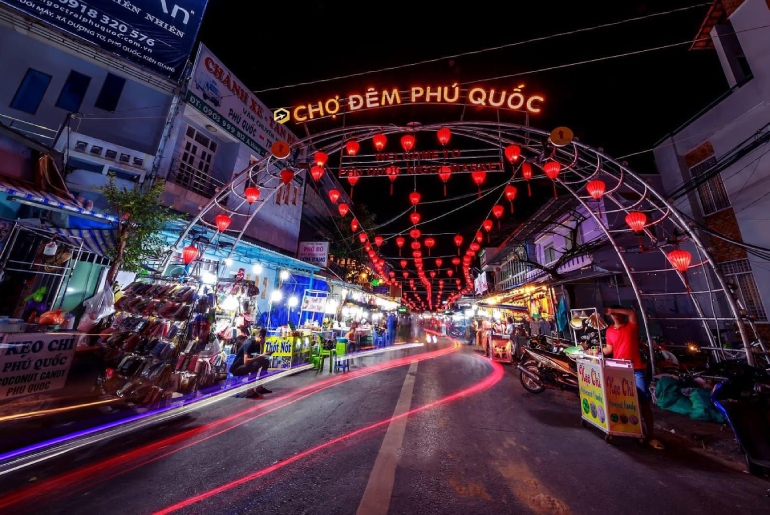Chợ đêm Phú Quốc – Thiên đường ẩm thực đa dạng, hấp dẫn, giá rẻ