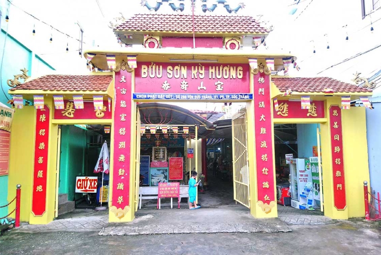 Chùa Đất Sét Sóc Trăng - Ngắm nhìn những kiệt tác làm từ đất sét