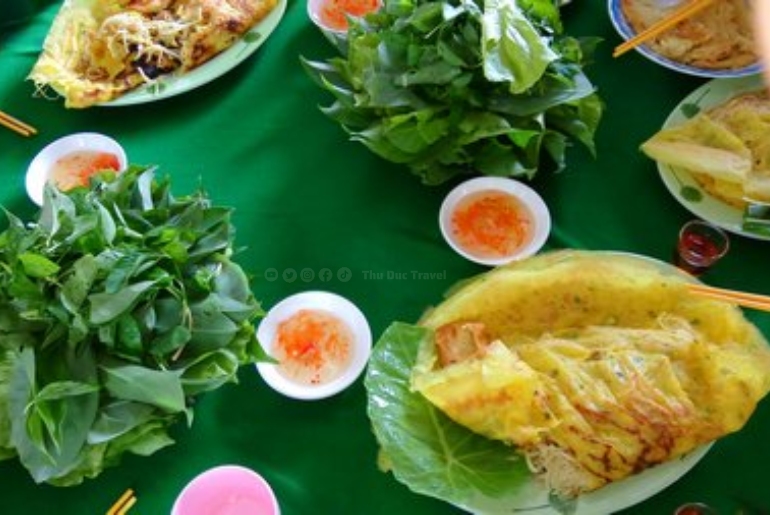 Bánh xèo – Hương vị dân dã của miền quê Vĩnh Long