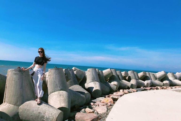 Bãi Đá Ông Địa – Điểm Check In Không Thể Bỏ Lỡ Khi Du Lịch Bình Thuận