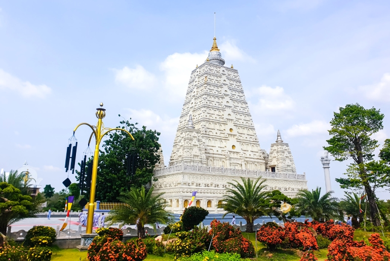 Tour du lịch hành hương 10 chùa miền tây 2 ngày 1 đêm