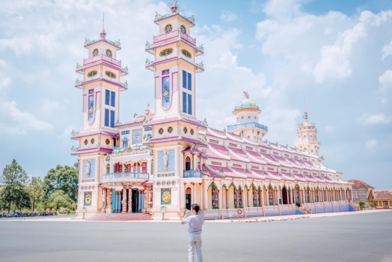 Tour Tây Ninh – Núi Bà Đen Tây Ninh 2 ngày 1 đêm Khởi hành Tết