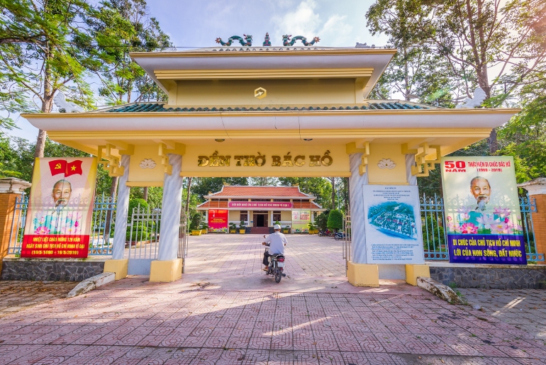 Đền Thờ Bác Hồ Ở Hậu Giang