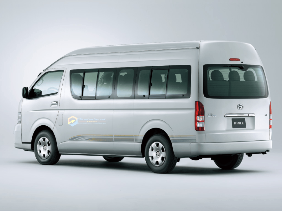 Toyota Hiace - vietintravel1